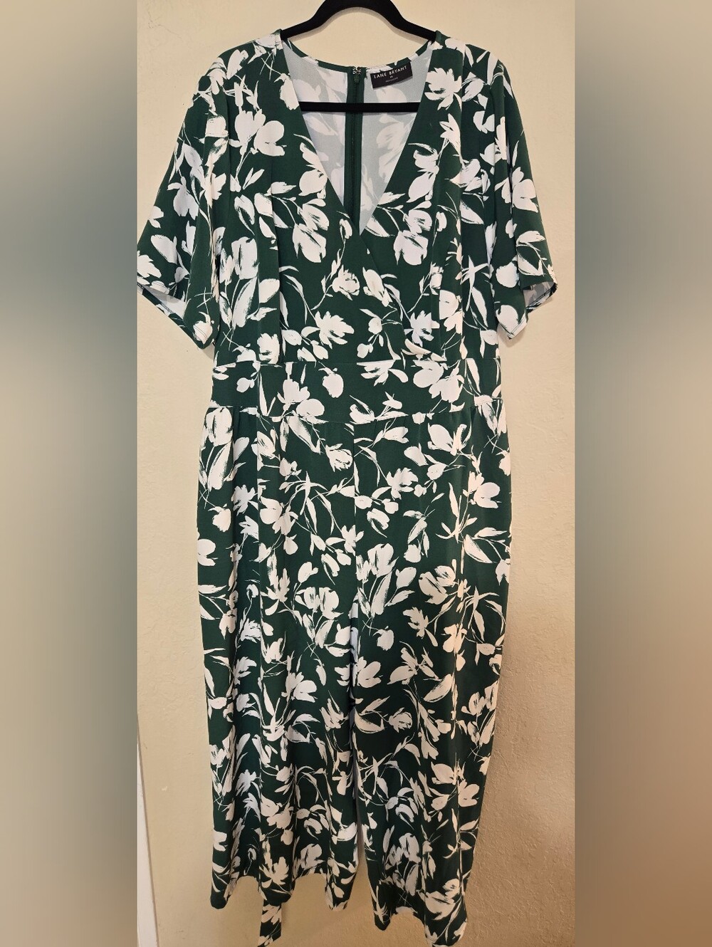 Lane Bryant Green Floral Wide Leg Ankle Jumpsuit - Size 28
